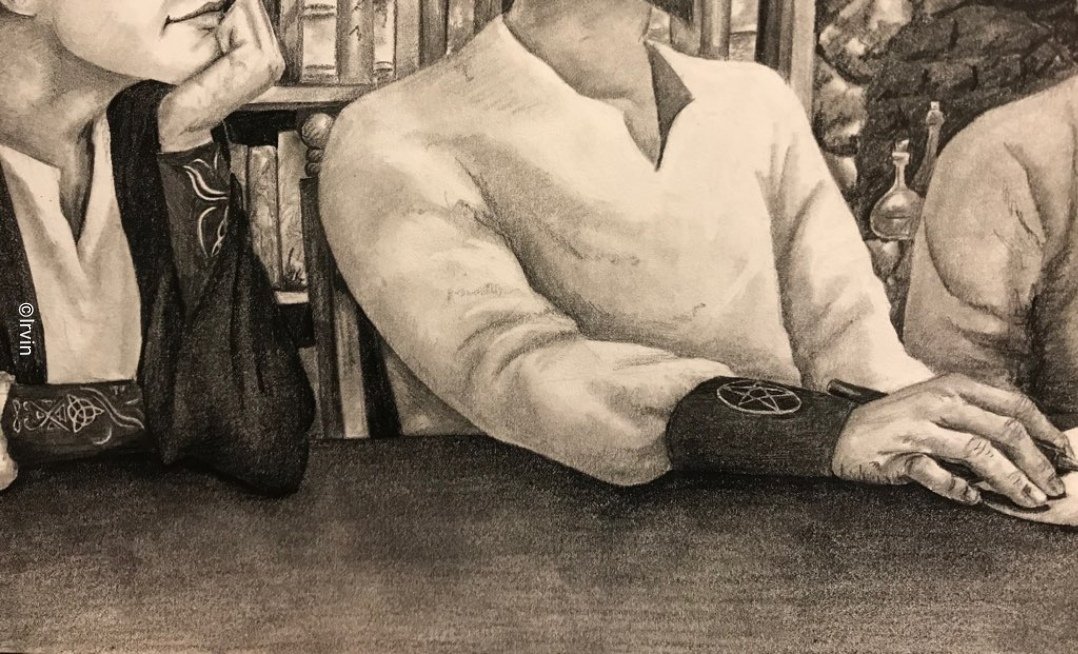 CharlieLiko's tweet photo. De nouvelles illustrations arrivent pour le tome 6 d'Arcanes !
C'est vrai qu'il tarde un peu ce tome, mais il faut le temps de s'appliquer 🙂✏️
Merci de votre patience 🙏

#arcanes #illustration #illustrations #dessin #dessins #crayon #livres #livre #lecture #art https://t.co/H4ycm1zXEN