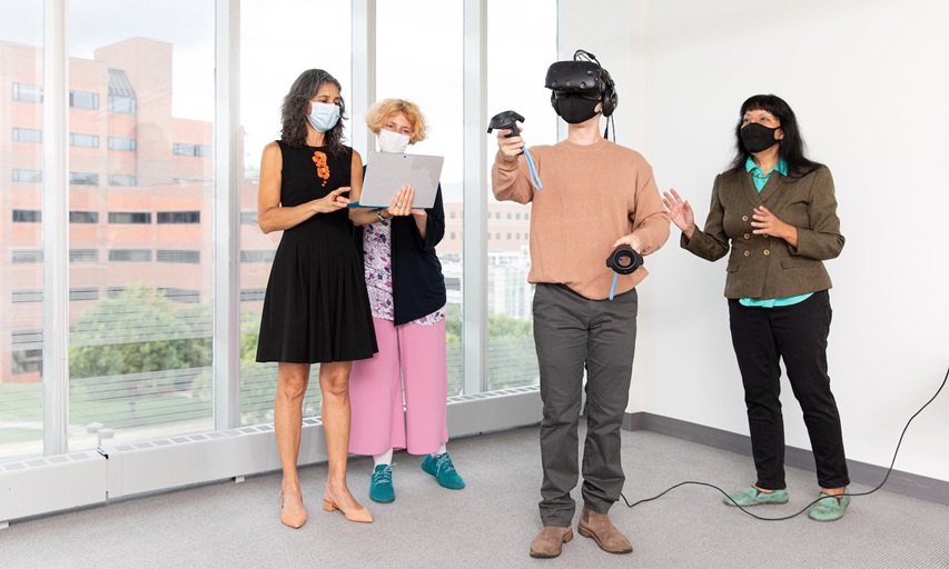 NewhouseSU's tweet photo. "We have the tools and the expertise to design user experiences for virtual and immersive interactions across multiple fields, training students for jobs on the leading edge of these technologies," says associate professor @Doc_Chock. Read more: https://t.co/QAvHQcoG0z https://t.co/JScclOI0Pn