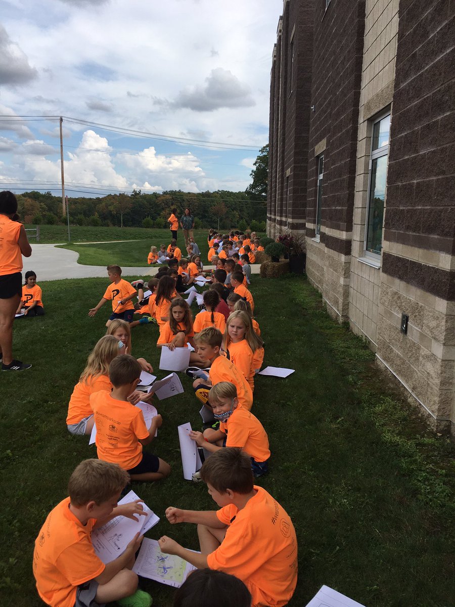 kathquick's tweet photo. Very busy Thursday! Walk-a-thon and Unit 1 Narrative Writing Celebration with our awesome fellow second graders! @RLSD_Beavers https://t.co/306OC2Fu54