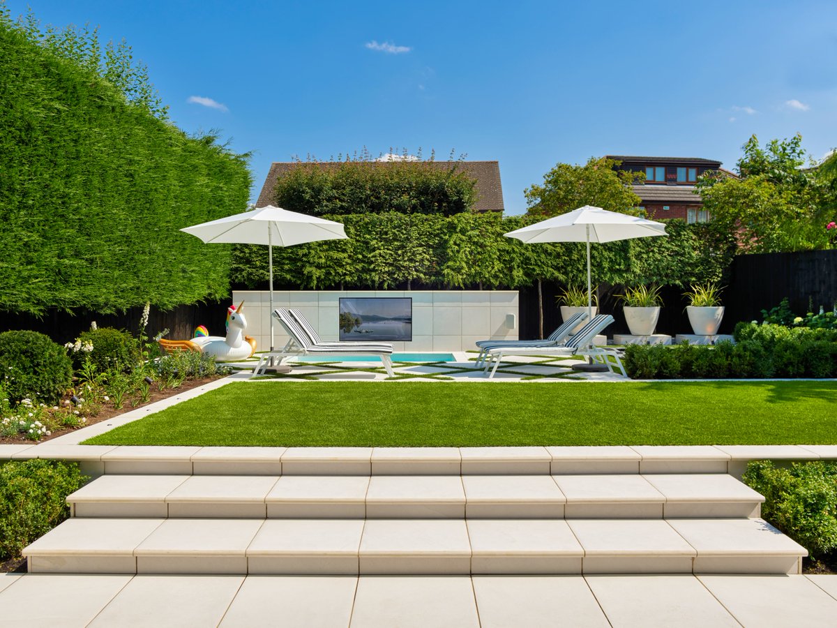 London Stone tweet media