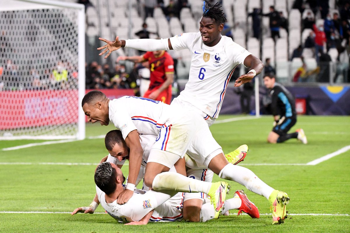 <a href="/AdlTS2/">Van Aert✝️</a> Finale Dimanche France / Espagne
Qui va gagner la finale, étant Français je voit la France gagner et voir même 3/0, tiens ça me rappel quelque chose, une fameuse finale avec Zidane en 1998...
Petit sondage: Quel sera le score et qui va gagner !