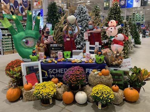 BraddyClay's tweet photo. Awesome team at 1713 DS Deanna and specialist Tabitha driving the lead event for region 1.  Looks great ladies.@_nicolemarie_6 @BenitoKomadina @eric_marler https://t.co/SQGWgg3CLE