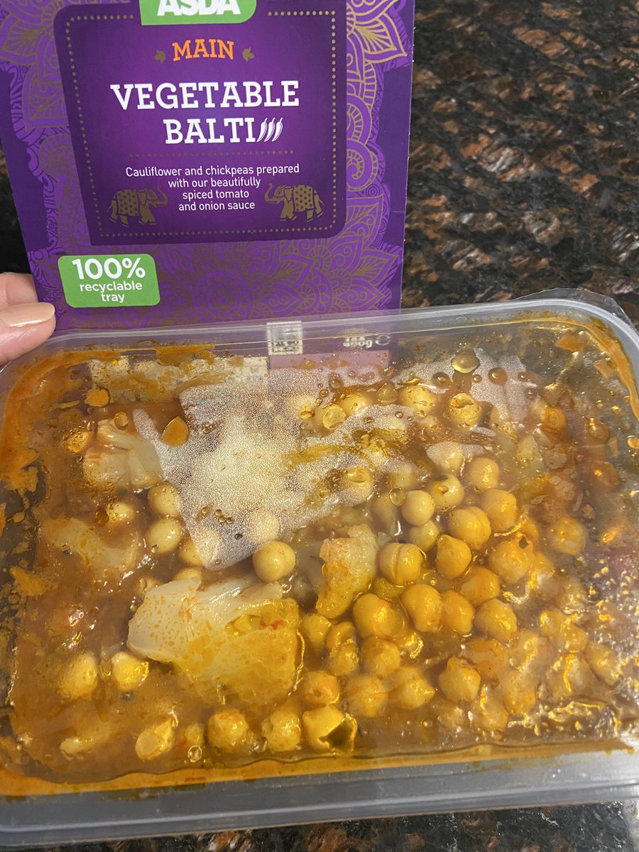 1kazza2011's tweet photo. @asda I was looking forward to a nice mixed veggie curry for my tea. But the only vegetable in your #vegetablebalti is a measly bit of cauliflower!!! I think you may need to rethink that one….  Chickpeas are not vegetables! https://t.co/RZz528gWTi