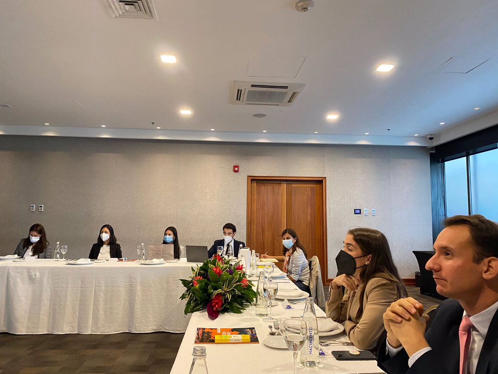 verogomeza's tweet photo. La Red Pro sigue dándole continuidad a los planes de trabajo que incluyen iniciativas conjuntas para la construcción de territorio y de regiones. Planteamos nuestras prioridades para los próximos meses y compartimos mejores prácticas. https://t.co/bsMFw1YiHa