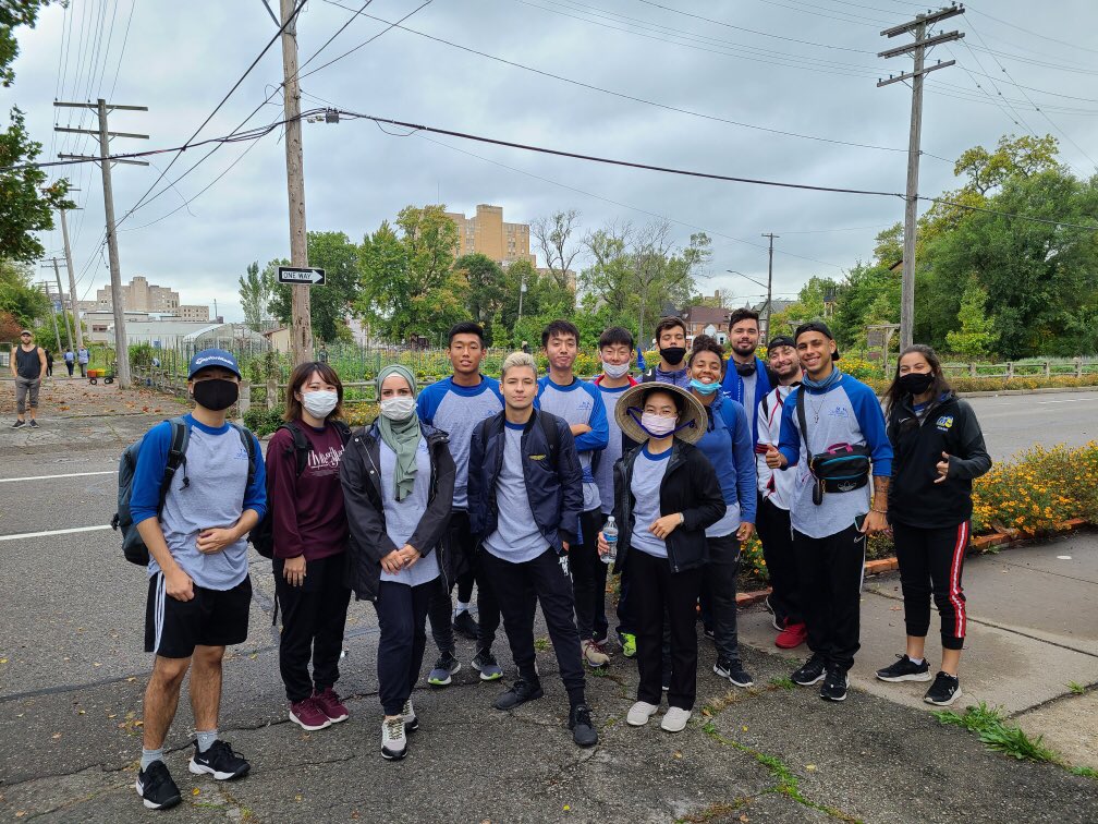 HadeelBetti's tweet photo. #MU_ESL students living @MadonnaU Franciscan values of service @MIUrbanFarm #2021FranciscanDayOfService #ESL #Immersion #StudyEnglish #StudyUSA https://t.co/zqS8XX1z3f