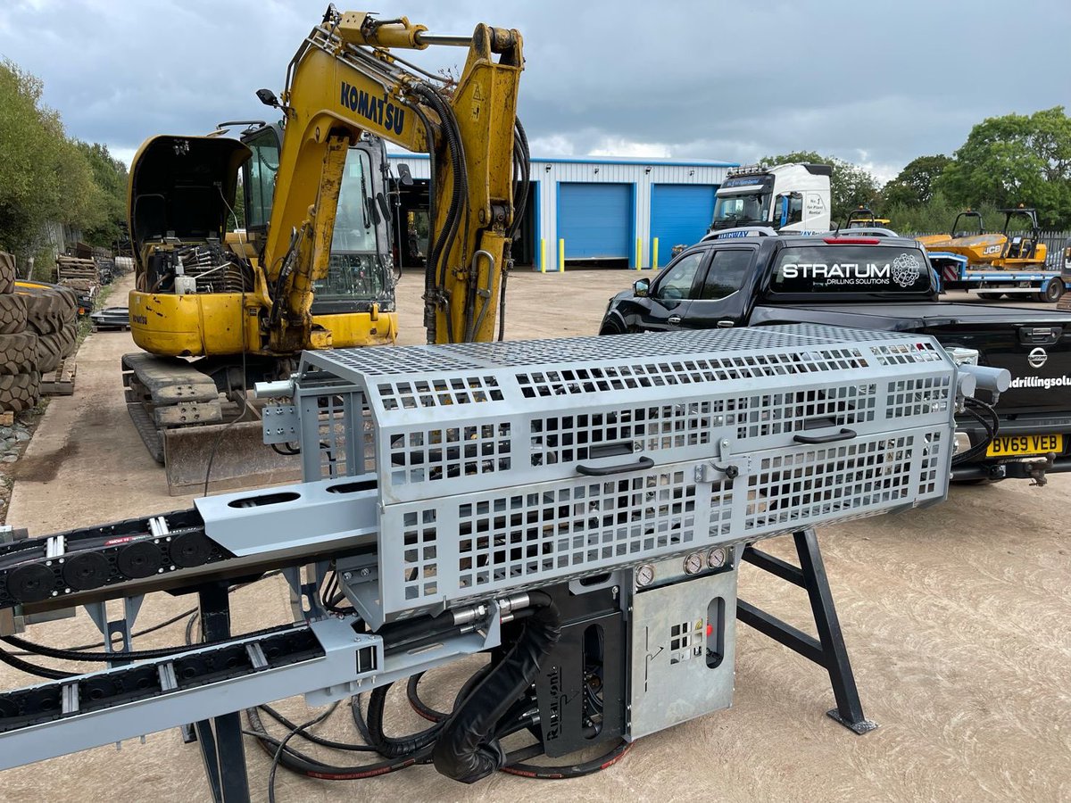 We recently commissioned a new Ripamonti EX250DTH excavator attachment for our customer prior to it heading out to site. This attachment is now on site drilling will 4”/5” Hammers along with overburden system installing 140mm sacrafial casings for DCP tie back anchors