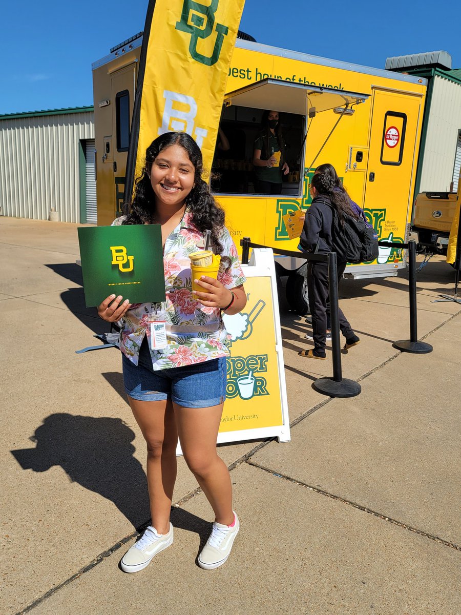 kekewalker40's tweet photo. BHS received a visit today from Baylor University!! Dr. Pepper Hour was a hit for our seniors and AVID students. They really enjoyed the floats and learning about Baylor!!
#FishinForExcellence
@BrandiHendrix14 @BrenhamISD
@BrenhamHS @fonshall @RuizAVID @zetta4kids @ChaplinTylor https://t.co/MUlRB2y0Z1