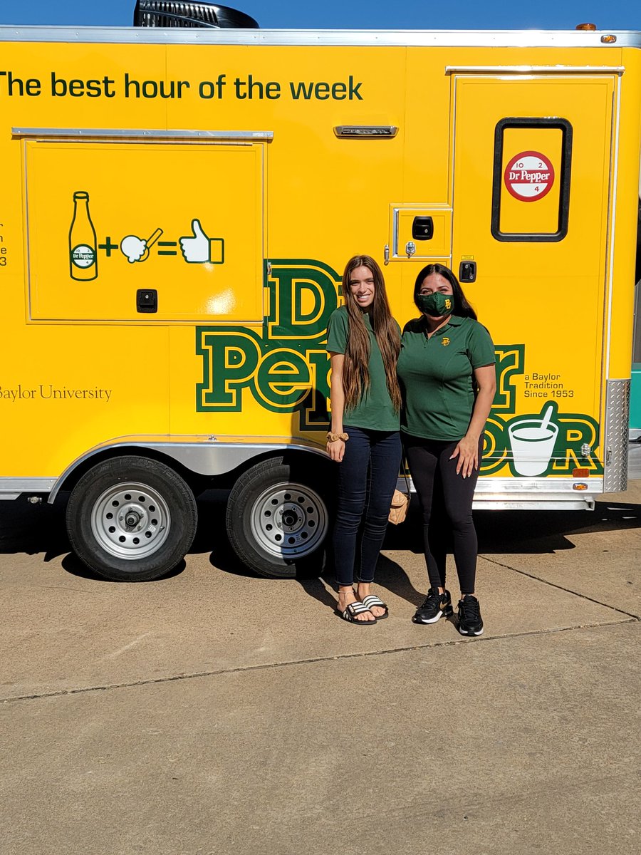 kekewalker40's tweet photo. BHS received a visit today from Baylor University!! Dr. Pepper Hour was a hit for our seniors and AVID students. They really enjoyed the floats and learning about Baylor!!
#FishinForExcellence
@BrandiHendrix14 @BrenhamISD
@BrenhamHS @fonshall @RuizAVID @zetta4kids @ChaplinTylor https://t.co/MUlRB2y0Z1