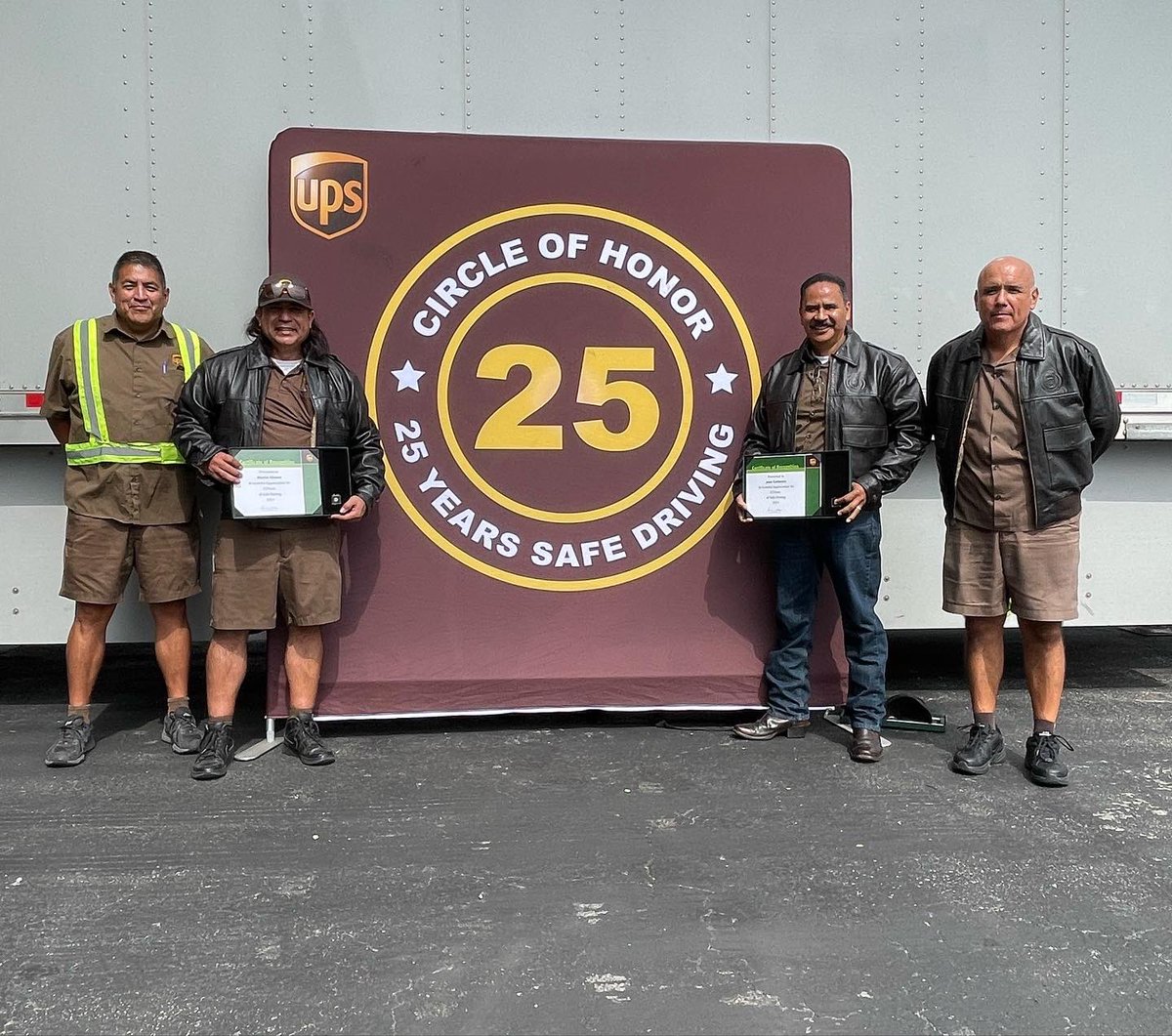 Circle of honor 🔔 #upscircleofhonor #upsfeeder #ups