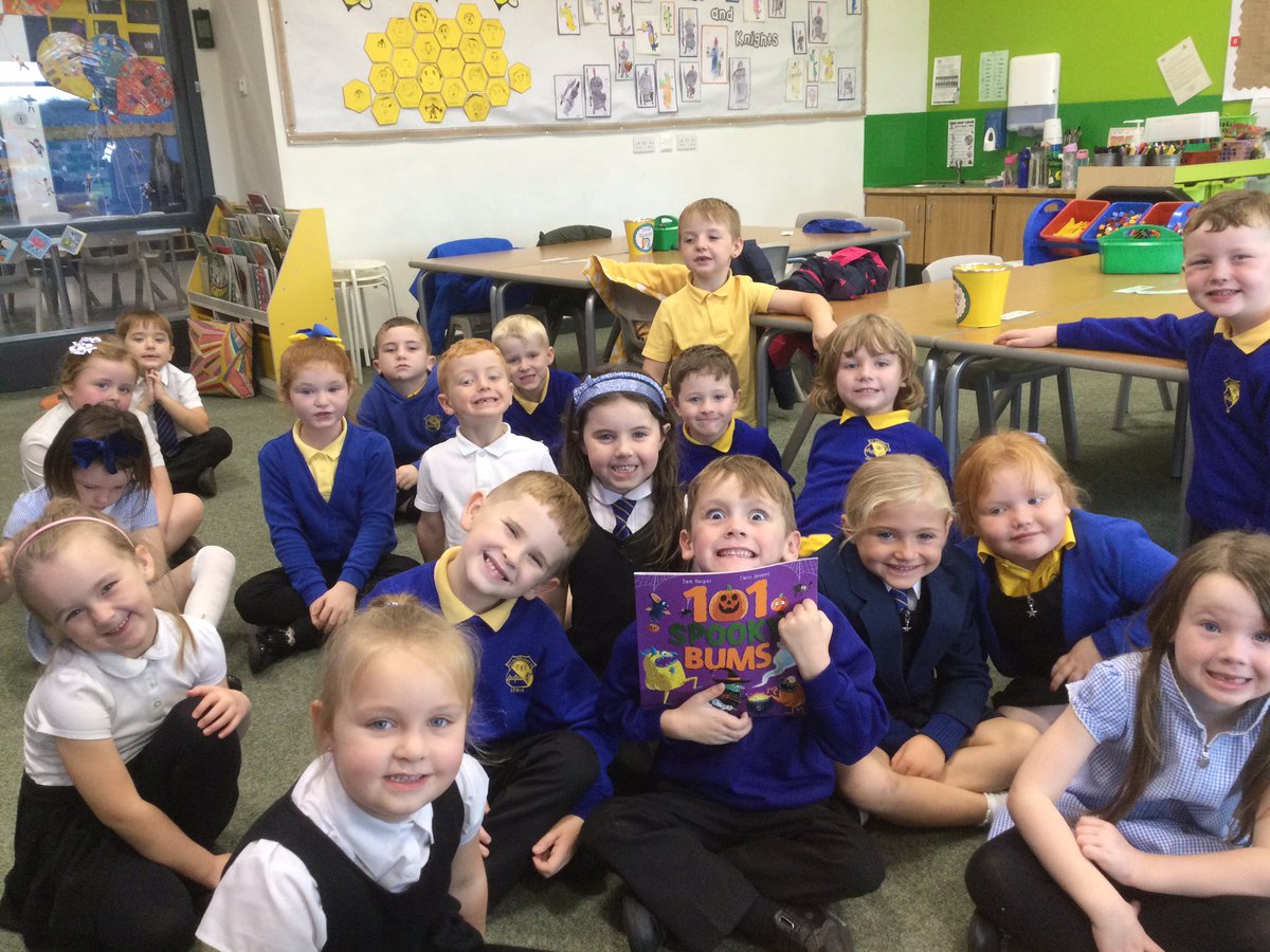 P1/2 are already looking forward to Halloween and have loved reading 101 Spooky Bums by Sam Harper and @Chris_Jev (we also loved 101 Bums) 😂😂 We think P3 @cowieps and @StrathyPS_Reads will love it too @FMReadChallenge #bookblether