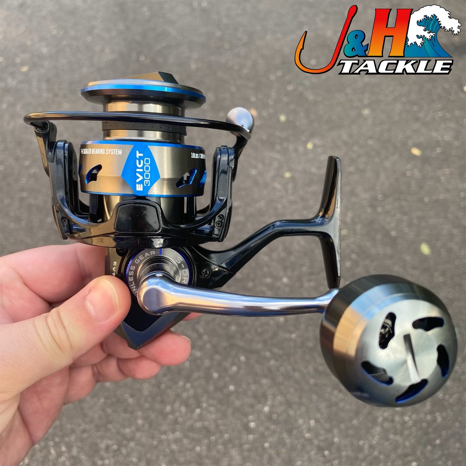J&H Tackle on X: Anglers love the Tsunami Evict 3000 Spinning Reel for  blackfish because of the stainless steel gears.   #jandhtackle #fishing #blackfish #tsunami Tsunami Tackle   / X
