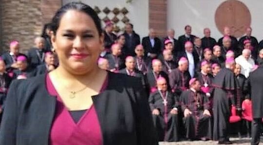 CEPCOM_CEM's tweet photo. “Tenemos que hacer de nuestros obispos verdaderos líderes de opinión que influyan positivamente en la sociedad” @JanetPedraza31 Janet Pedraza, directora de prensa de la @IglesiaMexico https://t.co/aLhXMfPvFE