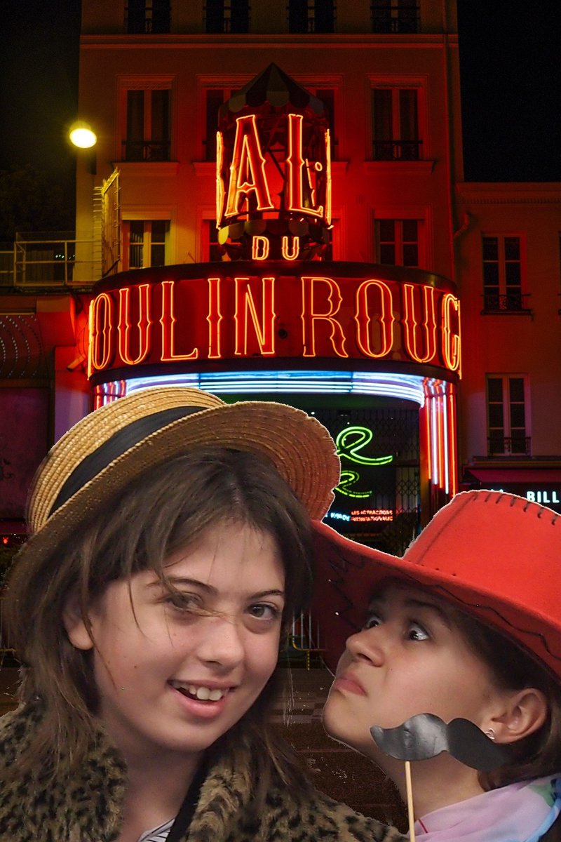 SJN_MFL's tweet photo. Hey look what happened at our International Photobooth last week!! https://t.co/U7QHVClIVv