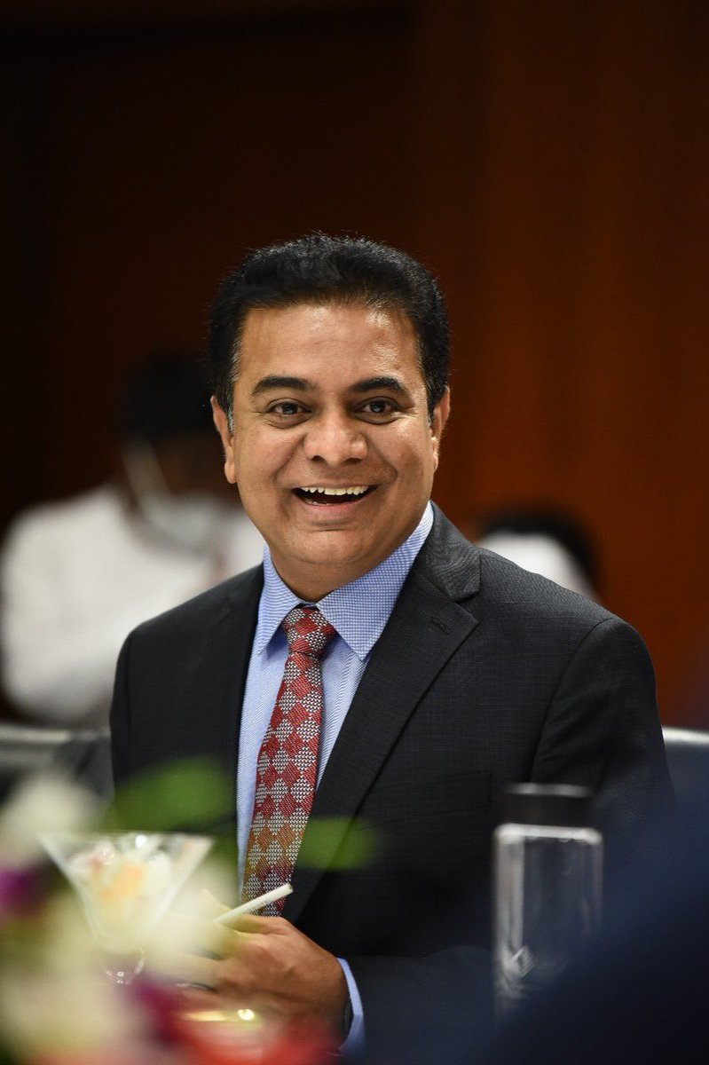 J_AA_M's tweet photo. This is my minister ..this is my identity .. Proud to be a telanganite...  @KTRTRS @PBR @PSRTRS @RaoKavitha @trspartyonline @trsharish @krishanKTRS @ https://t.co/ZS9w2NtBXd