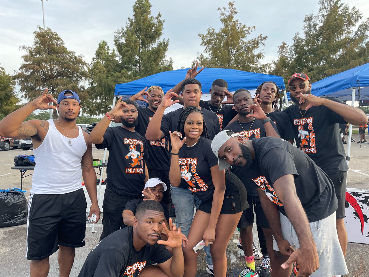 ChoseLifeCo's tweet photo. Last weekend was great with our Alumni at #BOTPW #FamilyForever #10YearsDeep 🆑🆑🆑 https://t.co/SESdvjHWfr