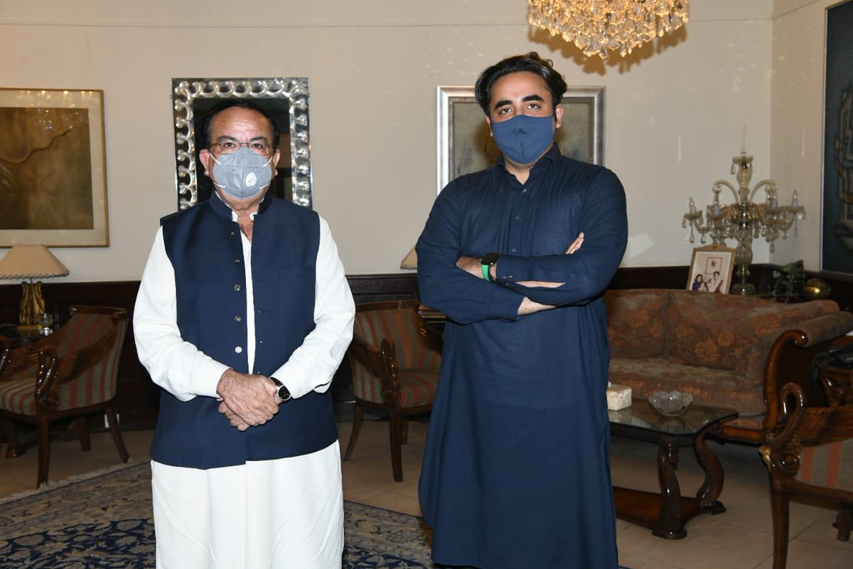 GiyanEssarani's tweet photo. With Beloved Chairman @BBhuttoZardari https://t.co/FsRoUrszO4