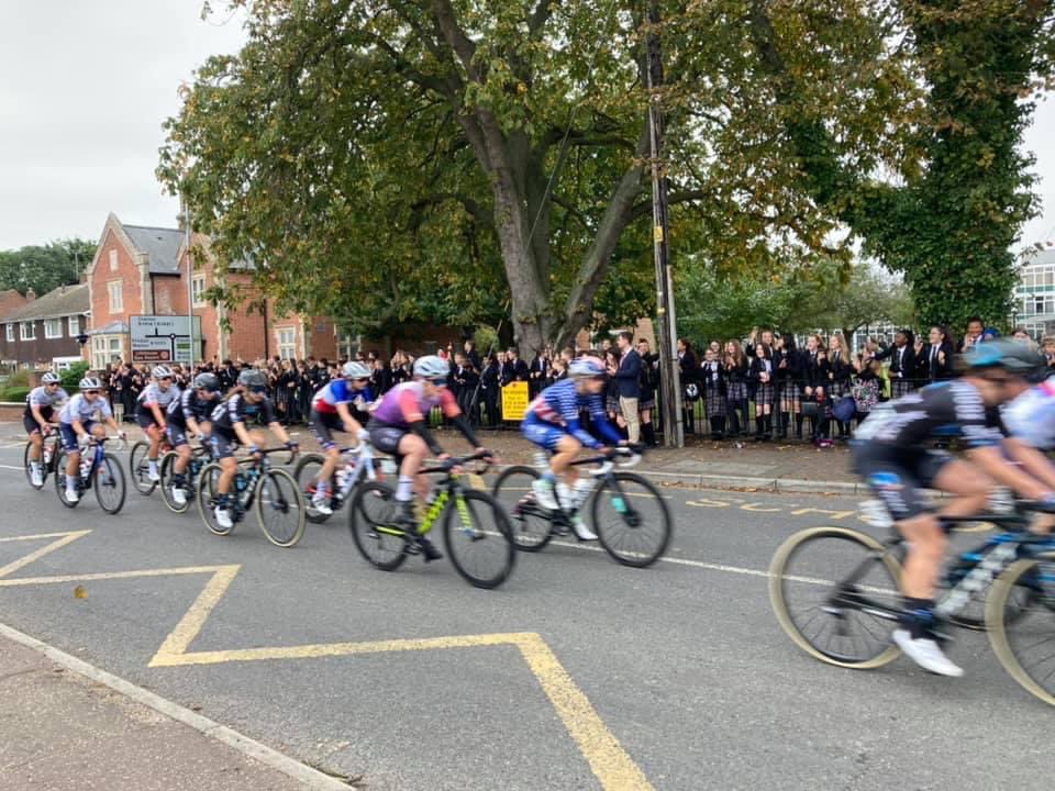 Students at Thorpe Campus today we’re lucky to get the opportunity to see cyclists from the Womens Tour 2021 passing the school today #WomensTour #TTC <a href="/TTCPE/">TTC PE</a>