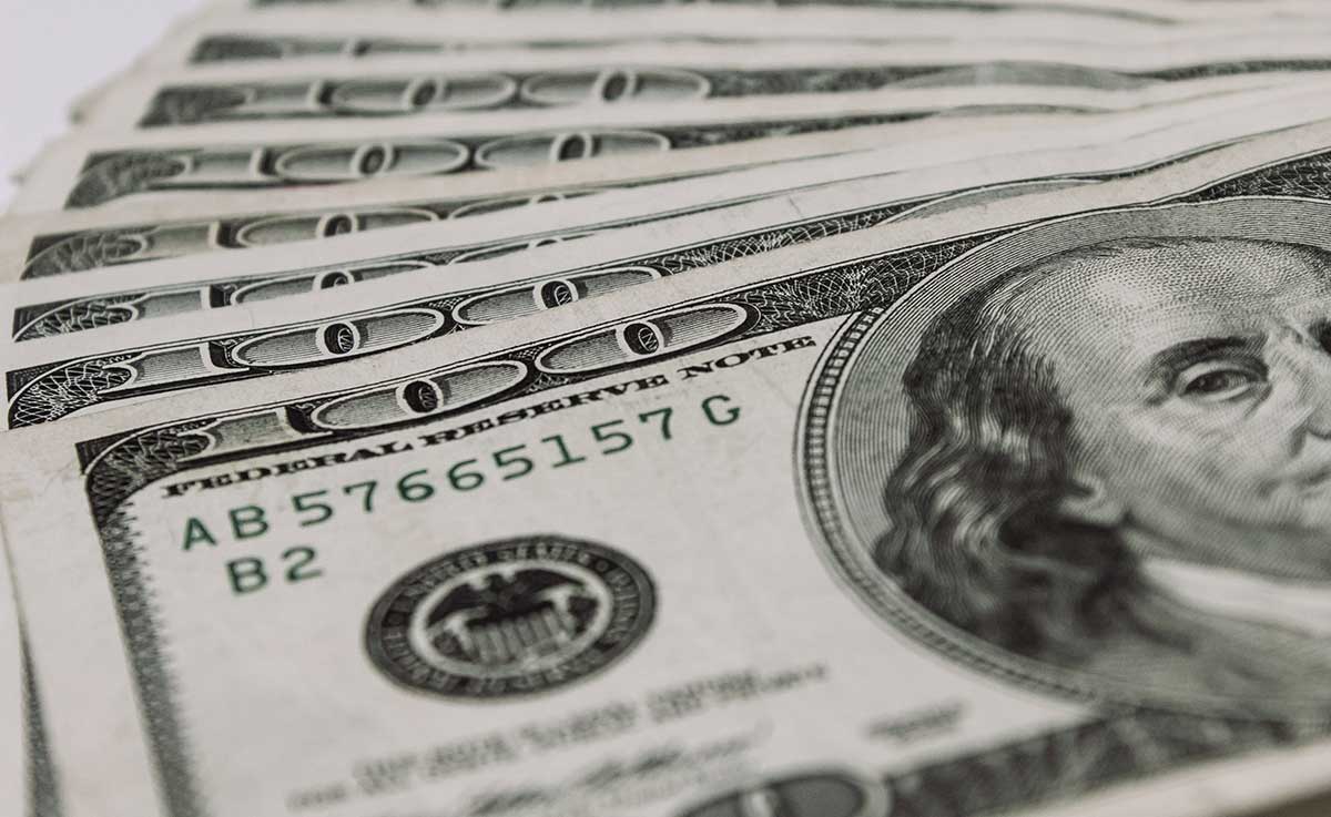 PineTreePower_'s tweet image. In the 3rd quarter @cmpco shoveled $2 million to its astroturf front group, Maine Affordable Energy Coalition, to spread disinformation and confuse voters.

They think money can overcome the people&apos;s will.

Let&apos;s prove them wrong: ourpowermaine.org

#mepolitics #replaceCMP