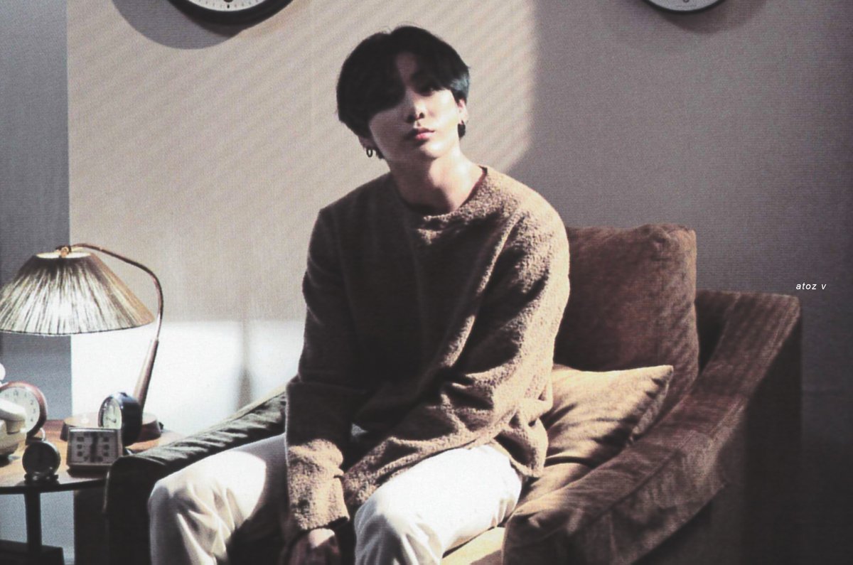 atozv_scan's tweet photo. ［scan］MAP OF THE SOUL ON:E DVD photobook

#방탄소년단 #BTS @BTS_twt https://t.co/I7lAkWJpnt