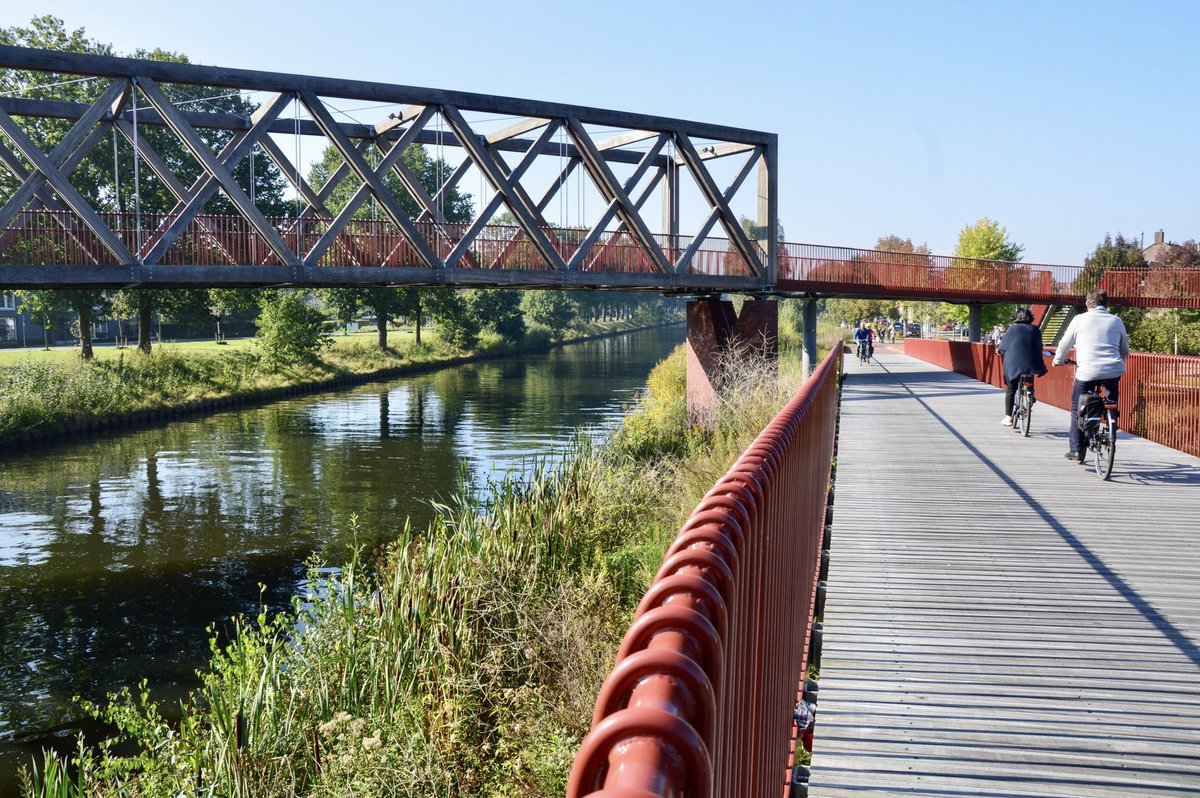 Melissa & Chris Bruntlett tweet media