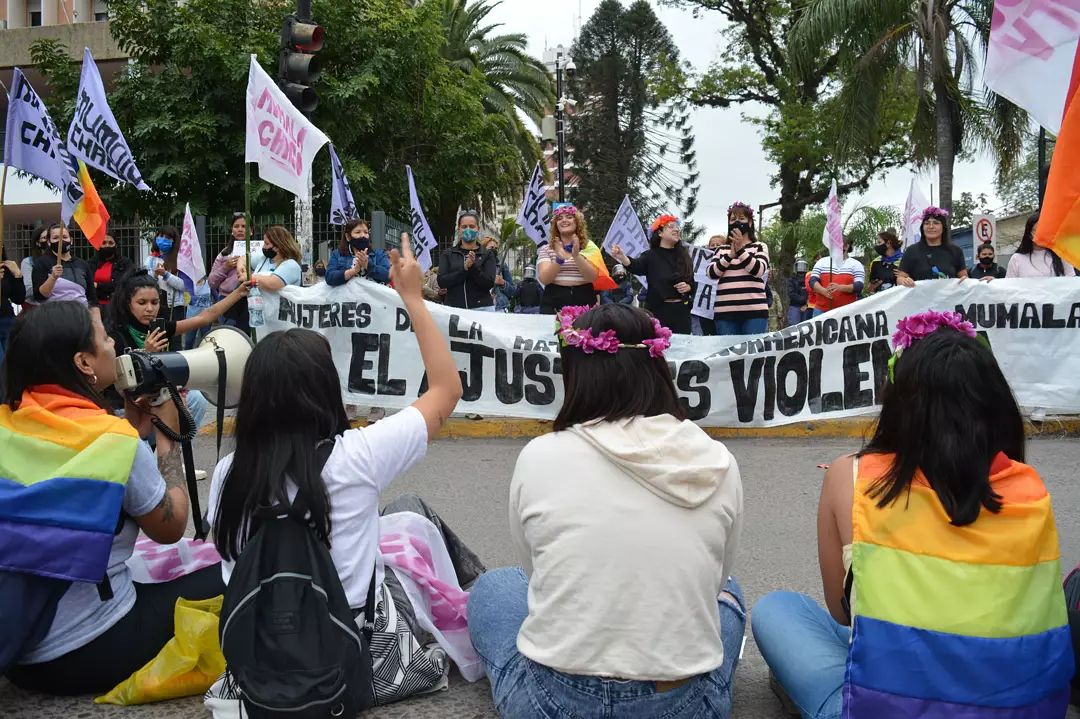 MuMaLaNacional's tweet photo. 🌈✨ CHACO 🌈✨
@mumalachaco #ElAjusteEsViolencia #Conectades
💜🌈 36 Encuentro Plurinacional de Mujeres Lesbianas Travestis Trans No Binaries +. https://t.co/OEuF6qzZyo