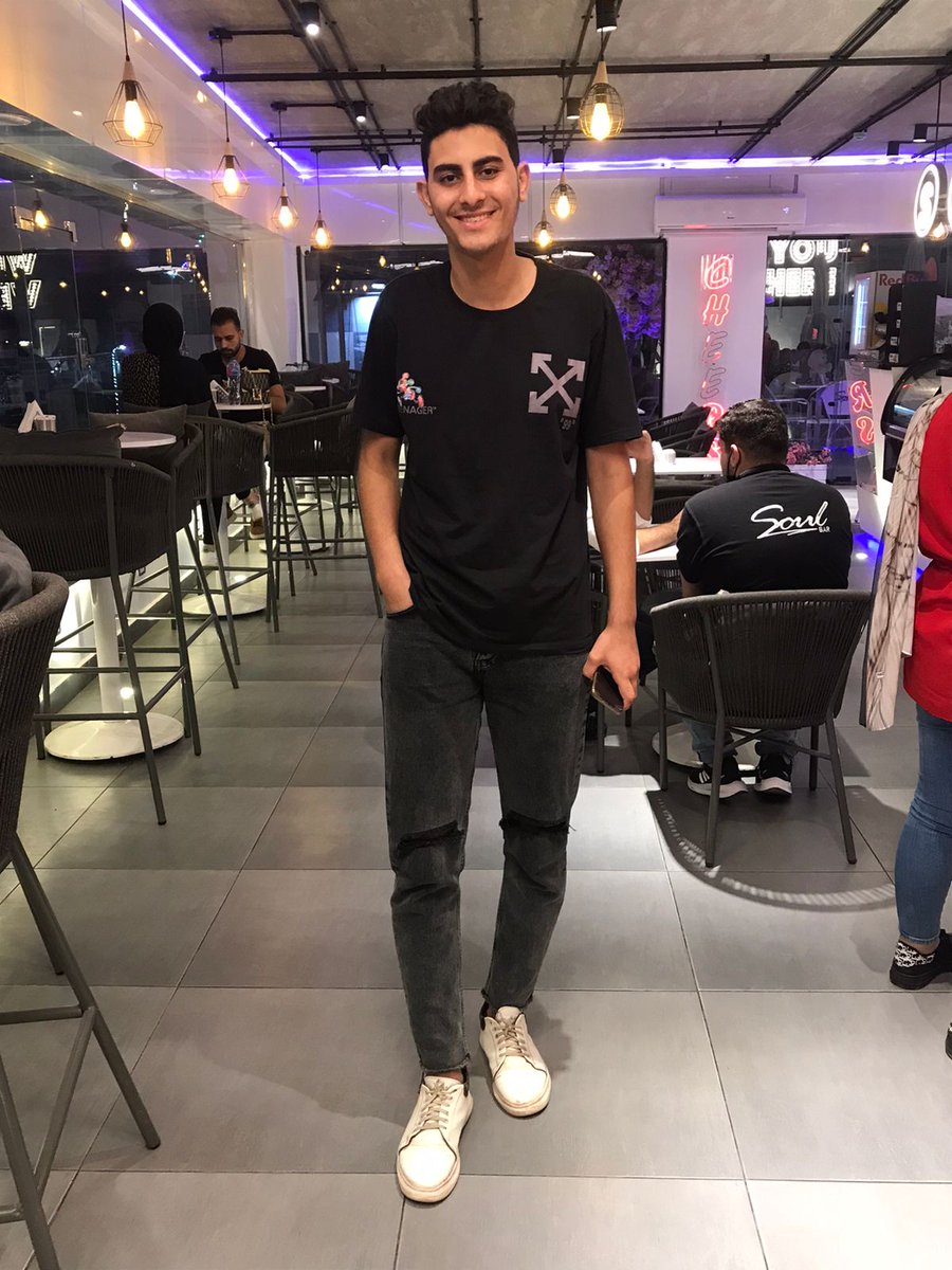 Mmigahed1's tweet photo. ولااا عينك هتشوف إلي شوفنااا ولا خيالك هيعيشك إلي عشنااا 👑☝️ https://t.co/u1lthiN2Gh