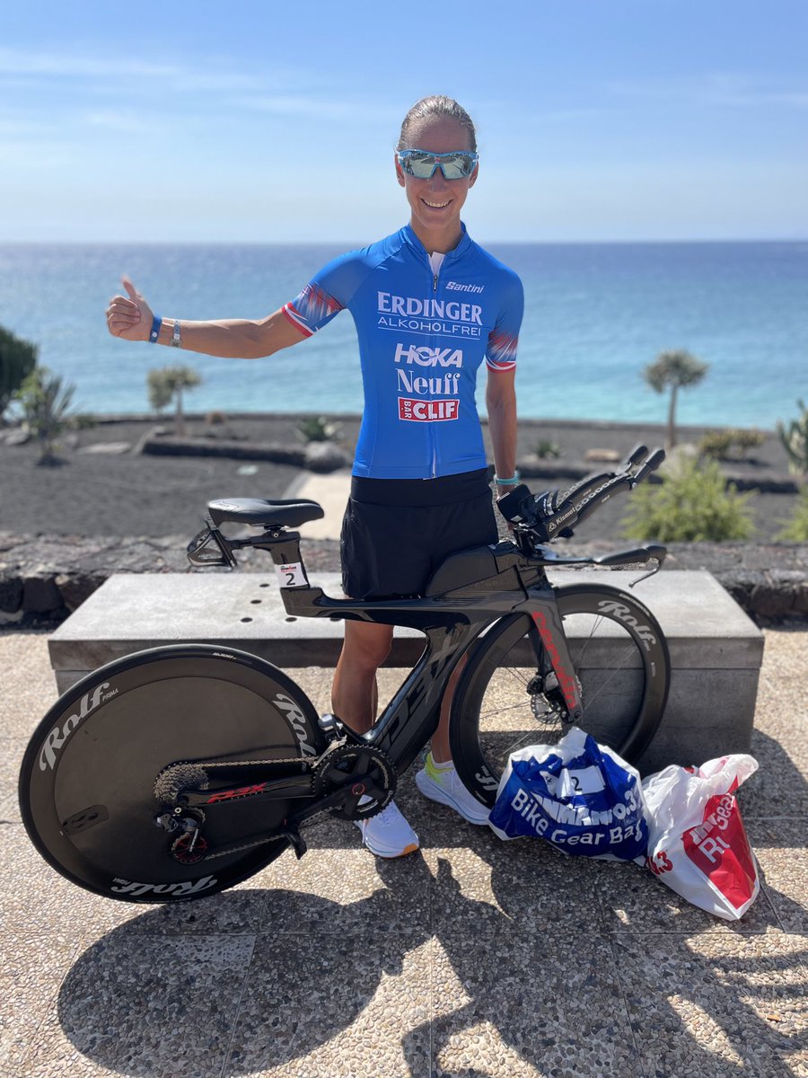 Nikki Bartlett tweet media