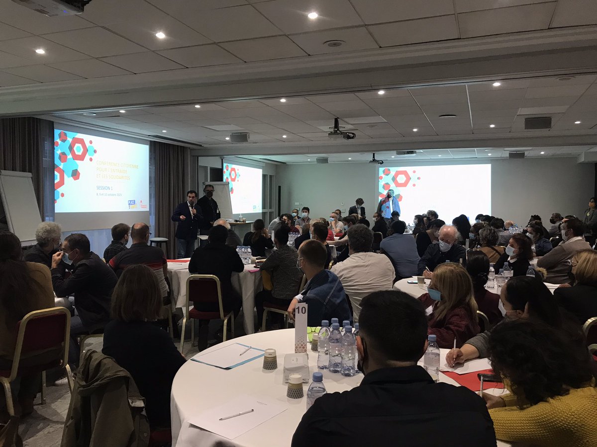 EChenut's tweet image. Pour le lancement de la démarche #placedelasante2022, j’interviens ce soir avec @junique_s à l’ouverture du premier week-end de la conférence citoyenne réunissant 70 personnes tirées au sort pour repenser l’entraide et les solidarités. Rdv sur placedelasante.fr 🚀