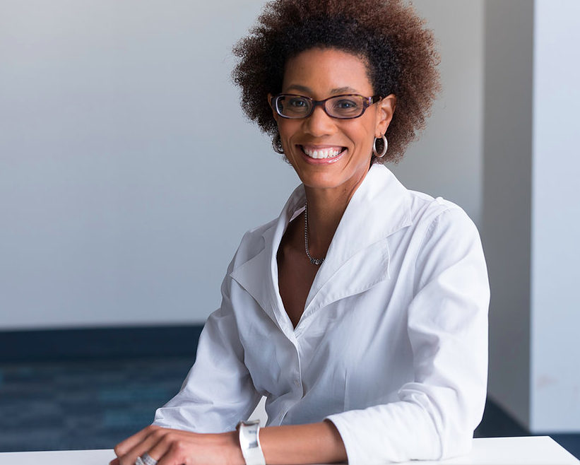 LootScout's tweet photo. Jill Johnson at @weareifel talks about entrepreneurship and building a business.  https://t.co/cEi39d66Ah https://t.co/wsLZRXleIy