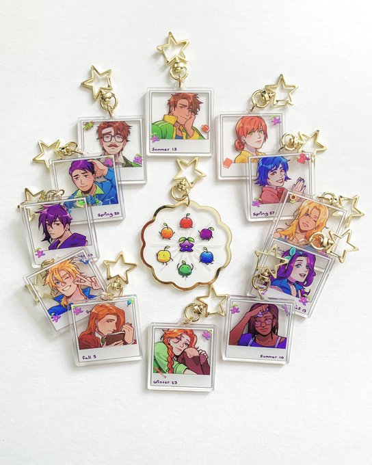 stardew valley merch drop is live 🌻

👇 shop links below 👇 
