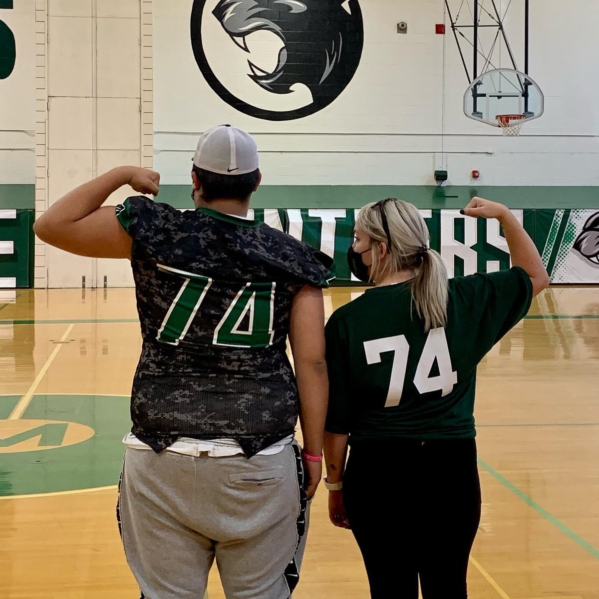 Lindsey Barnowski tweet media