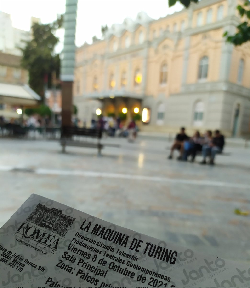 Qué ganas de teatro!!!! Y si es con el arte de <a href="/DanielGrao7/">Daniel Grao</a>, mas!! 🥰 

#LaMaquinaDeTuring <a href="/TeatroRomea/">Teatro Romea</a>