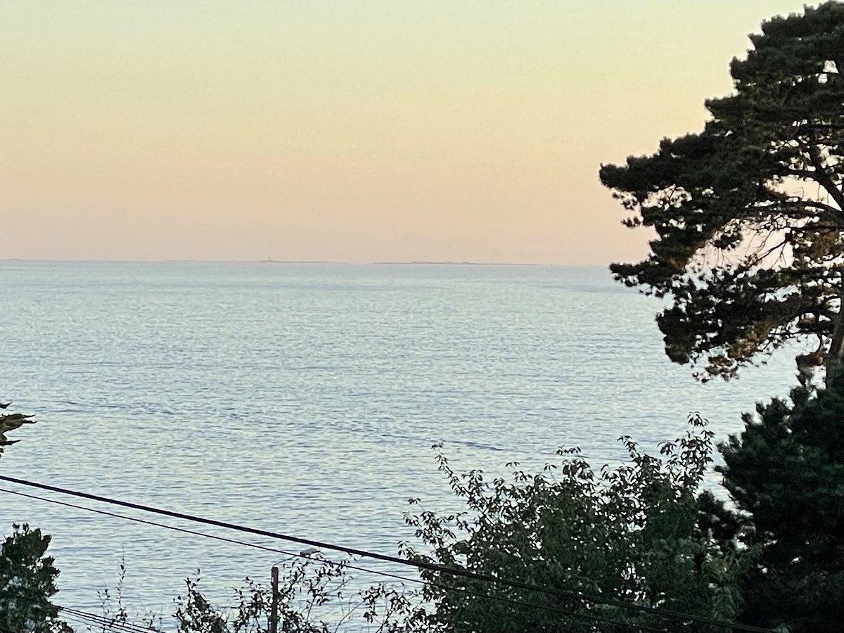 Si ce n'est pas le paradis, on est pas loin..... Vendredi soir, 19h, octobre, 20°C, marée de 108, footing le long des plages et de la corniche à #Concarneau #Bretagne