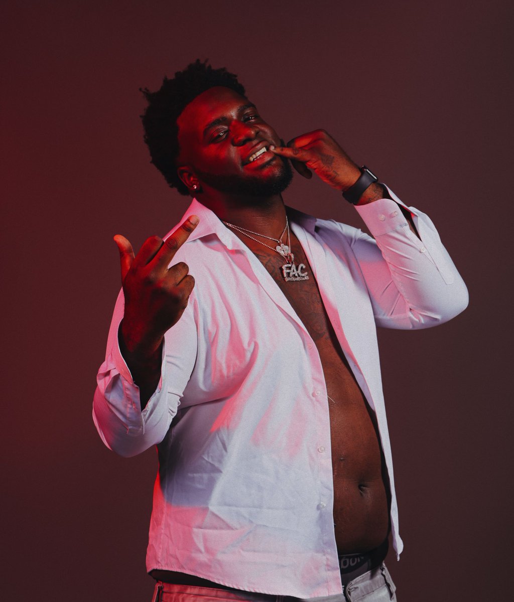 GeauxJustinn's tweet photo. #BIG23 ❤️🧸🎉 Thank God For Letting Me See Another Year🙏🏾😎 Forever BLESSED , Beat The Odds &amp; Remain Humble 🥂🌹 #GLIZZYDAY #ForeverBJ #ForeverLiManOG 
📸 : @treshotme https://t.co/Tvd6dxxLza