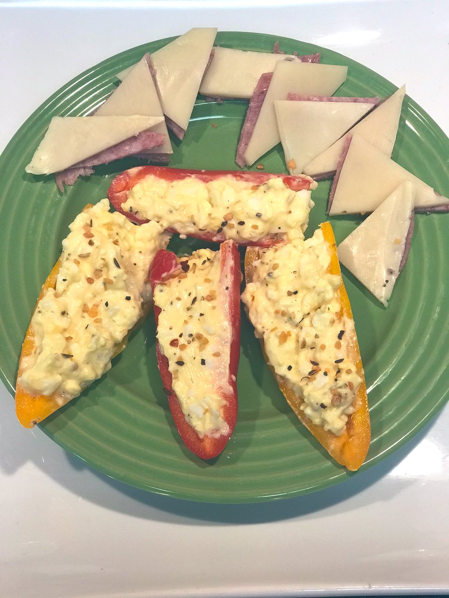 CreativeCleanL1's tweet photo. In side ๐ฐNews ๐บ!
Where are my Egg Salad lovers? ๐
Donโt get me wrong, Iโd love this more on a croissant ๐ฅbut Its TIME to gear up to be Fit4Fall and take control of my carb intake BEFORE 2022! ๐๐ผ๐๐ผ
Ya feel me? ๐คฃ
#foodie #creativecleanliving #eggsalad #fit4fall https://t.co/2KrfZT3C4V