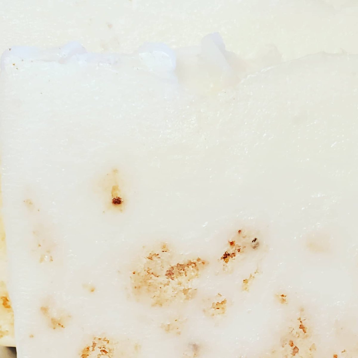 New Creamy Body Bar!❤
Shea Butter & Goat's Milk infused with Himalayan Pink Sea Salt
etsy.com/shop/Kriscelea…
#organic #naturalskincare #BlackTwitter #bodypositivity #essentialoils #essentialoilblends #essentialoilsrock #feelinggood #BlackGirlMagic #BLACKOWNED #BlackOwnedBusiness