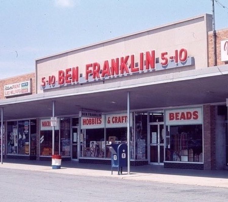 Super70sSports's tweet image. Any store where you could pick up some baseball cards and a new Wiffle Ball bat was money.