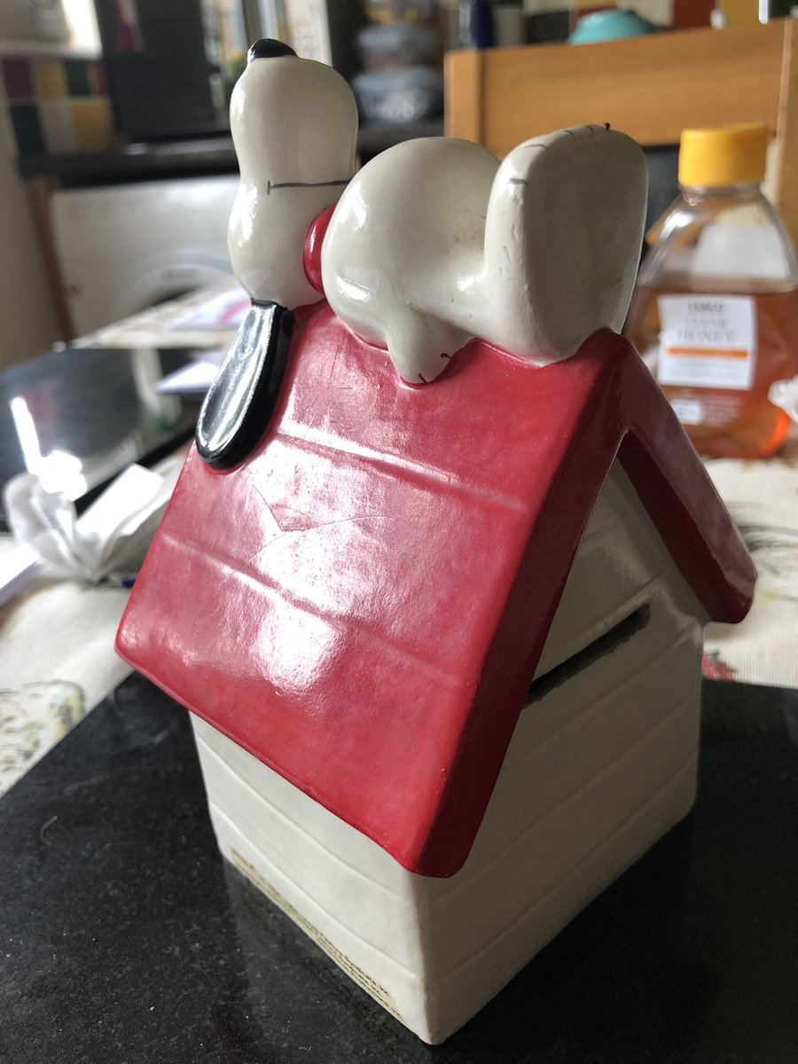 #charityshopbargains 1970 Snoopy money box in really nice condition. 😁 #Snoopy #Peanuts