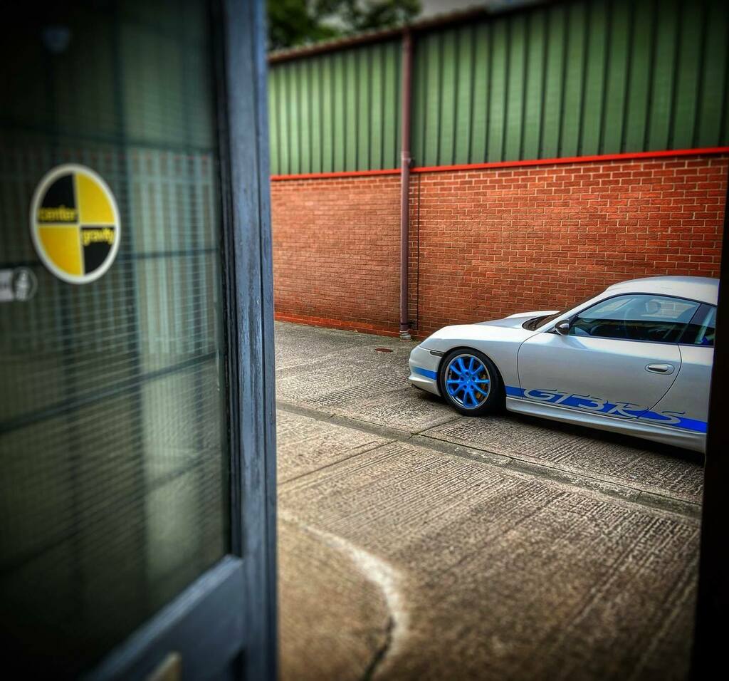 centergravityuk's tweet photo. Driving into the weekend like…
#porsche #porsche911 #911 #996 #gt3rs #996gt3rs #rennsport #porsche996 #porscheclub #gt3
#metzger #centergravity #geometry #alignment #carswithoutlimits #supercar #trackcar #blue #white #livery #becauseracecar #persp… https://t.co/MO3Yzk2wwI https://t.co/Plz18ID721