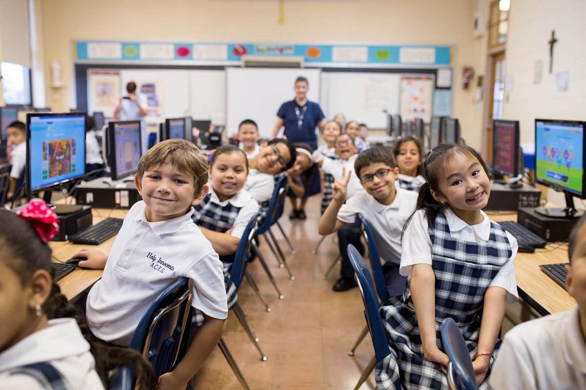 ArcadiaSOE's tweet photo. The Office of Catholic Education is holding an Educator VIRTUAL Career Fair on October 22, 2021.  They are seeking qualified candidates for Pre-K3 through Grade 8 Educator positions in all disciplines. 
Required: Completed Application, Resume, Transcripts
QR code - all details https://t.co/4hIpxILuRv