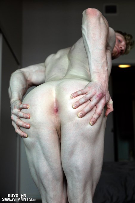 Check out the trailer for my new scene for @GuysNsweatpants with @daddywildex 😜 full video coming Sunday<a class="tags" href="/tag/guysnsweatpants">@guysnsweatpants</a>