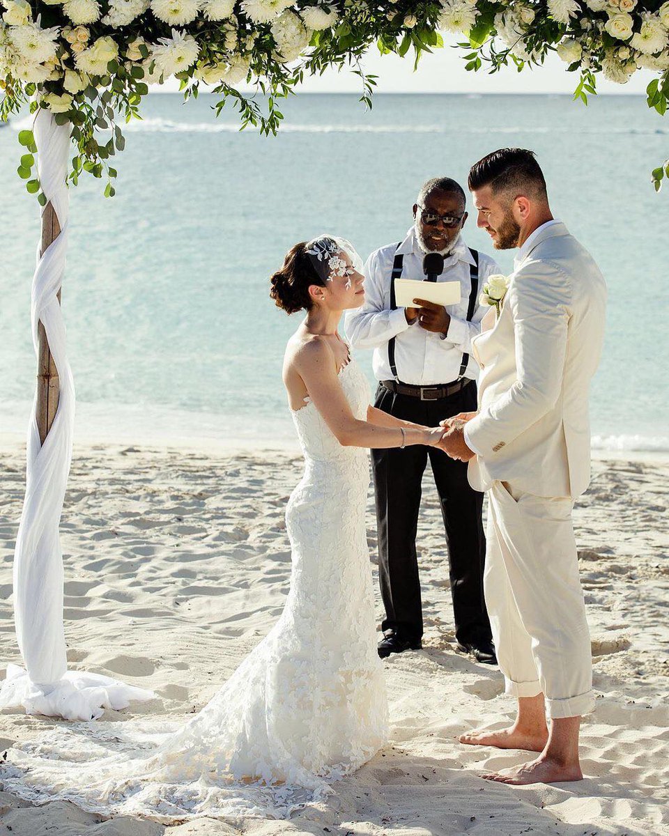 longbaybc's tweet photo. Looking for a wedding venue in #TurksAndCaicos?

We know just the place.

https://t.co/flRRQ9Auqd

Photos by Attimi Photography https://t.co/nVcki1o0kE