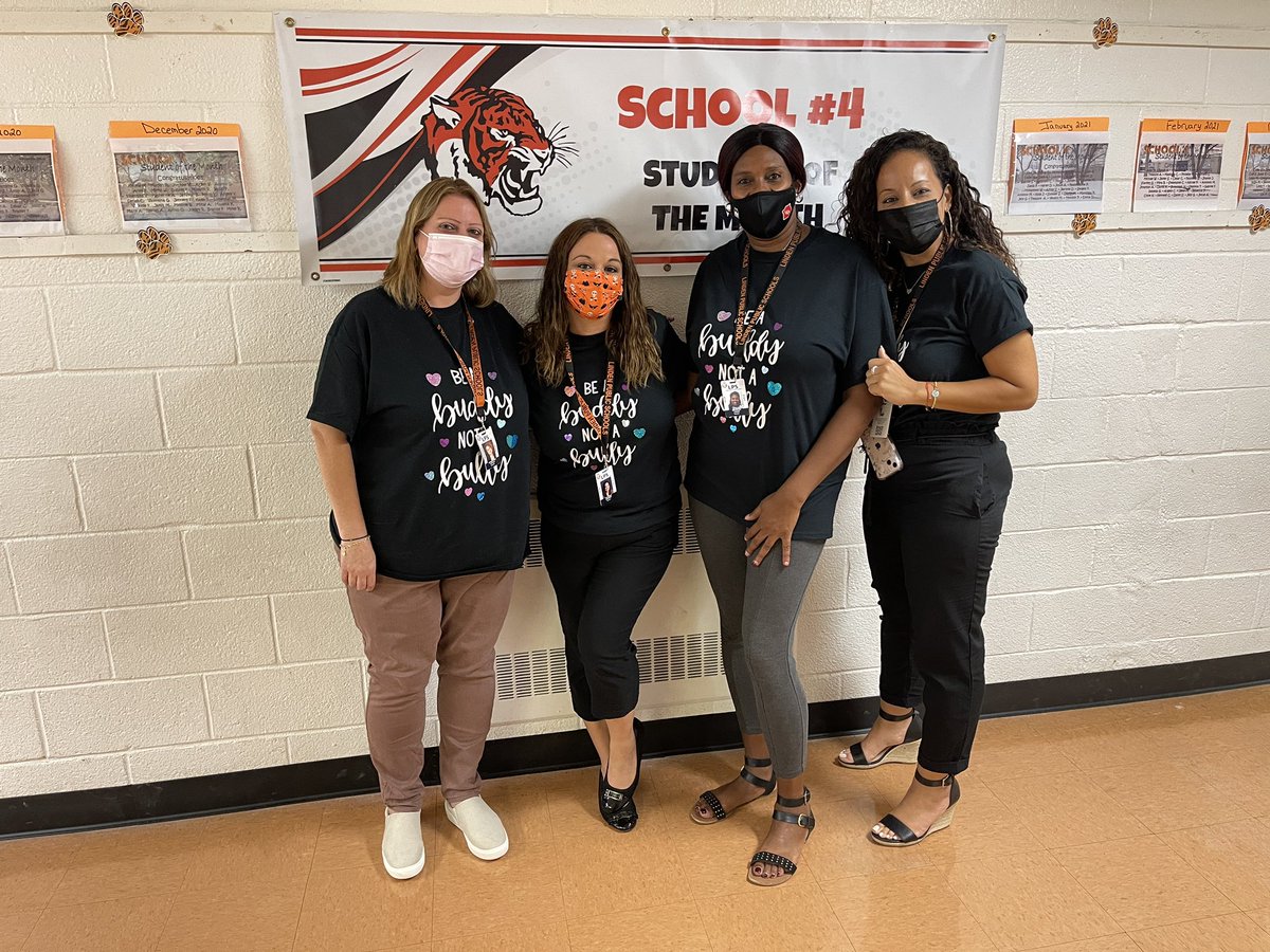 LINDENnjES4 tweet media