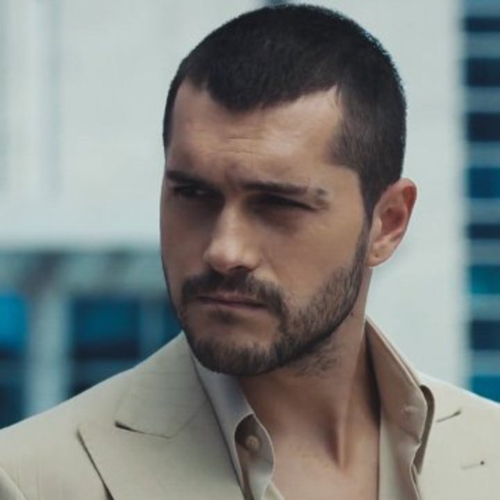 tweet sayısının yükselmesi için herkesin dörtlü fotolu tweet atması gerek ve tweet lerin rt yapılması gerek 

SonYazı StaraVerO3