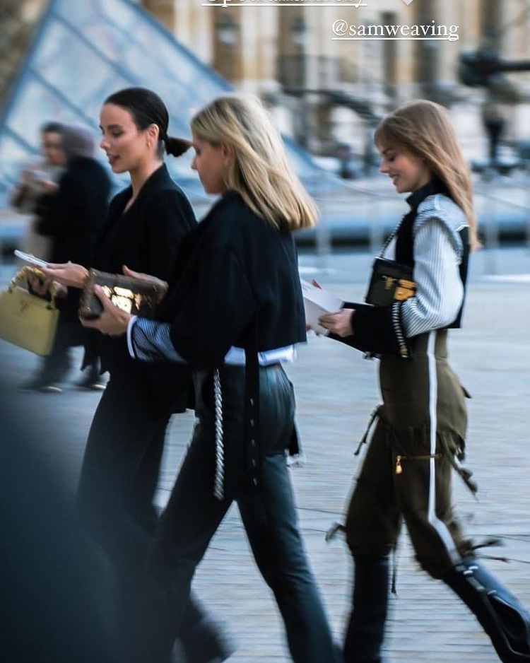 AshBrewerFan's tweet photo. Gorgeous ๐ฅฐ๐ฅฐ๐ฅฐ #AshleighBrewer & #SamWeaving at the #LouisVuitton Fashion Show in Paris.
#AshBrewer https://t.co/IgqFK1pc7W