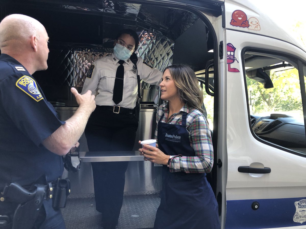 BCEengagement's tweet photo. We did too Molly @BBBHFKMH ! Thank you for coming #faithandblue and ☕️ too! @bostonpolice We even had some new swag to show off from @EStScreening ! Thanks for the aprons! #BPDicecapades 🍦#copsandconversation #CommUNITY #whyweserve #policepartnerships #ournarrative #districtB2 https://t.co/Hf9VEcPEsk