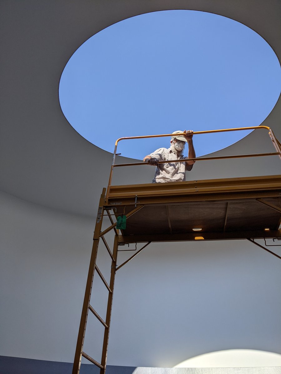 Vault Fine Art Services tweet media