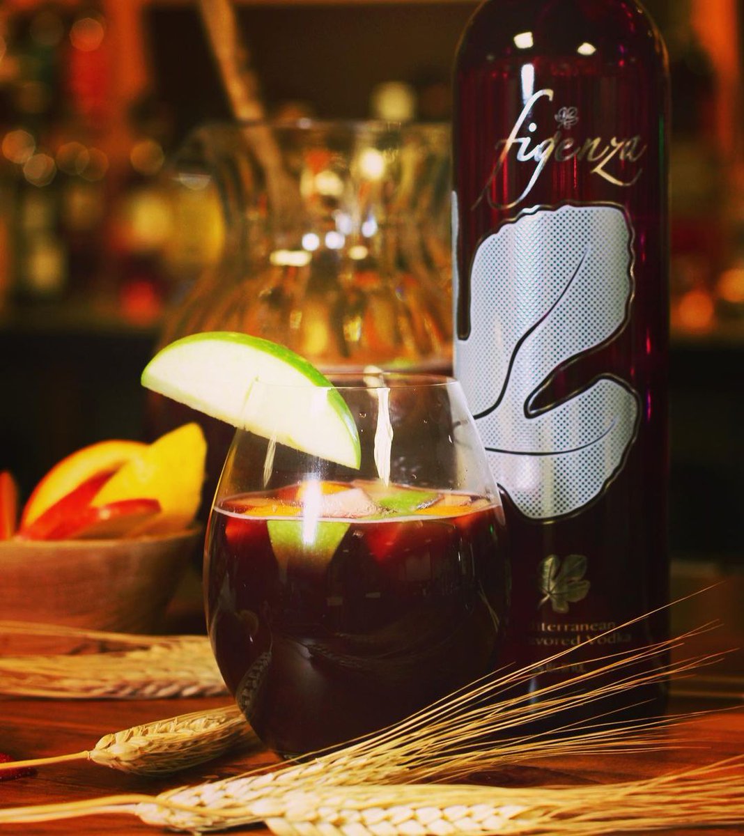 Both comforting and crisp. 👌This #fall Figenza Sangria is the perfect cocktail for all your upcoming #holiday festivities. 🍂

3 oz. #Figenza Fig Vodka
2 oz. Triple Sec
2 oz. Peach Schnapps
Chopped Fruit
Topped with Red Wine

(Via IG: @thirstynj)