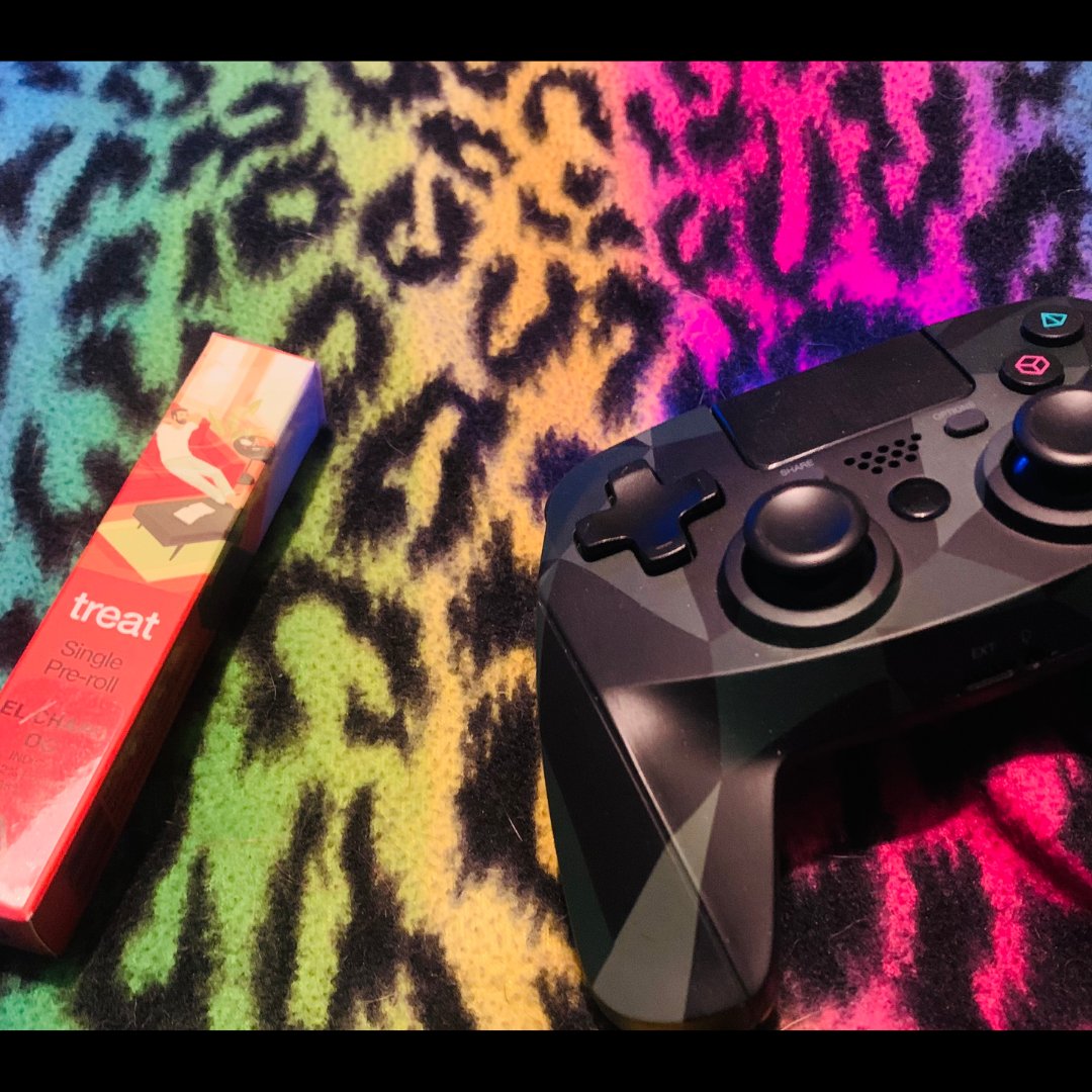 What are your weekend plans? We're looking forward to playing that new Far Cry game! 🎮
Treat yourself to 10% off your Ganjarunner delivery this weekend! Use promo code: chill810 at checkout! 

#nodeliveryfees #stonerprobems #getitdelivered