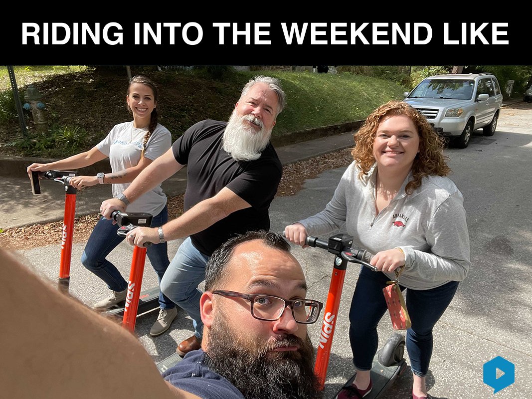 explainify's tweet photo. 🛴 How are you riding into the weekend? 🌞
#companyculture #explainervideos #animationprofessionals #goodvibes #fridayfeelz #explainifam https://t.co/SeTWYhGurT